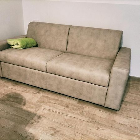 Orchidea Apartment Бари Экстерьер фото